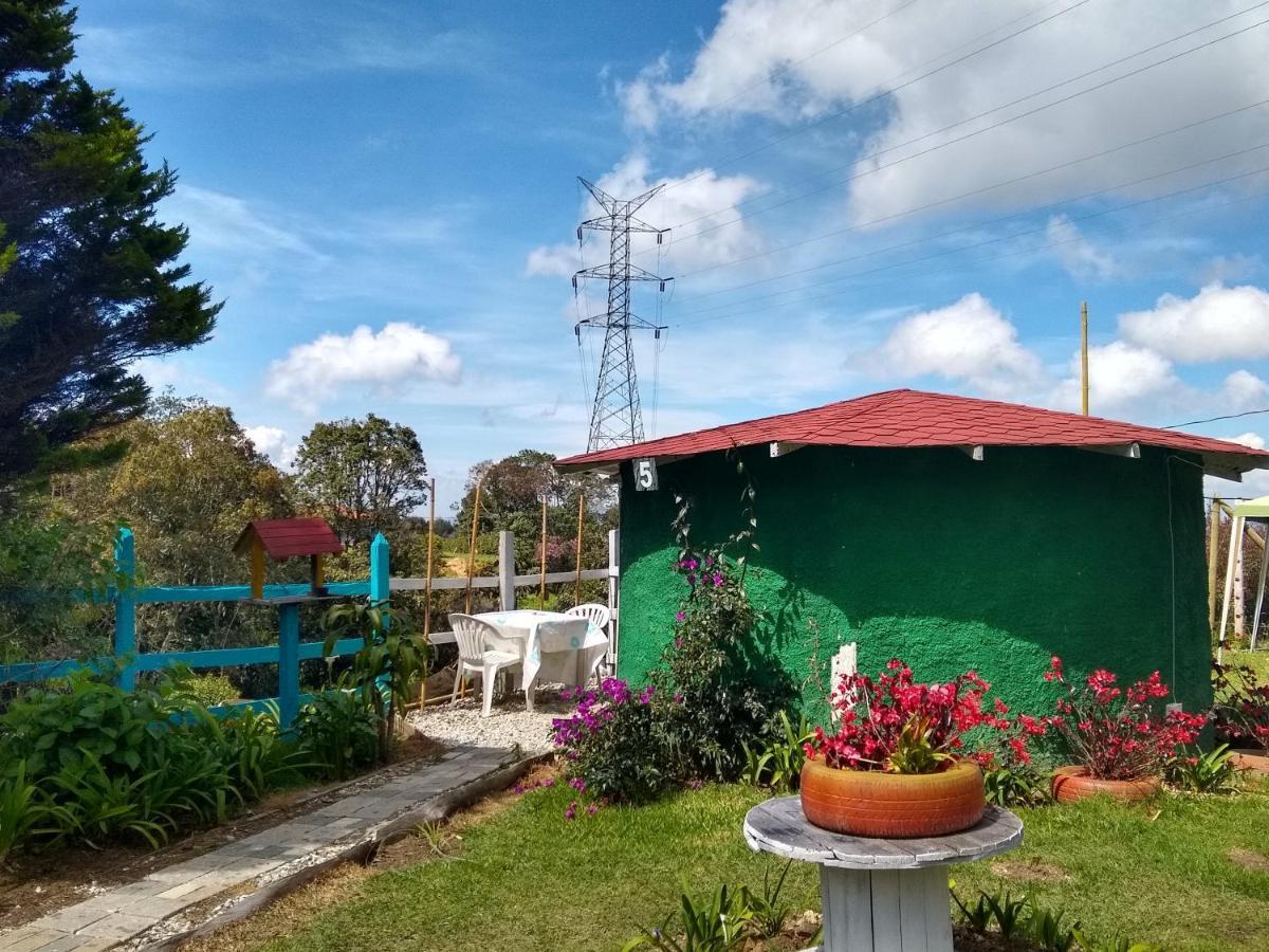 Hospedaje Santaelena -Chalets De Montana- 산타 엘레나 외부 사진