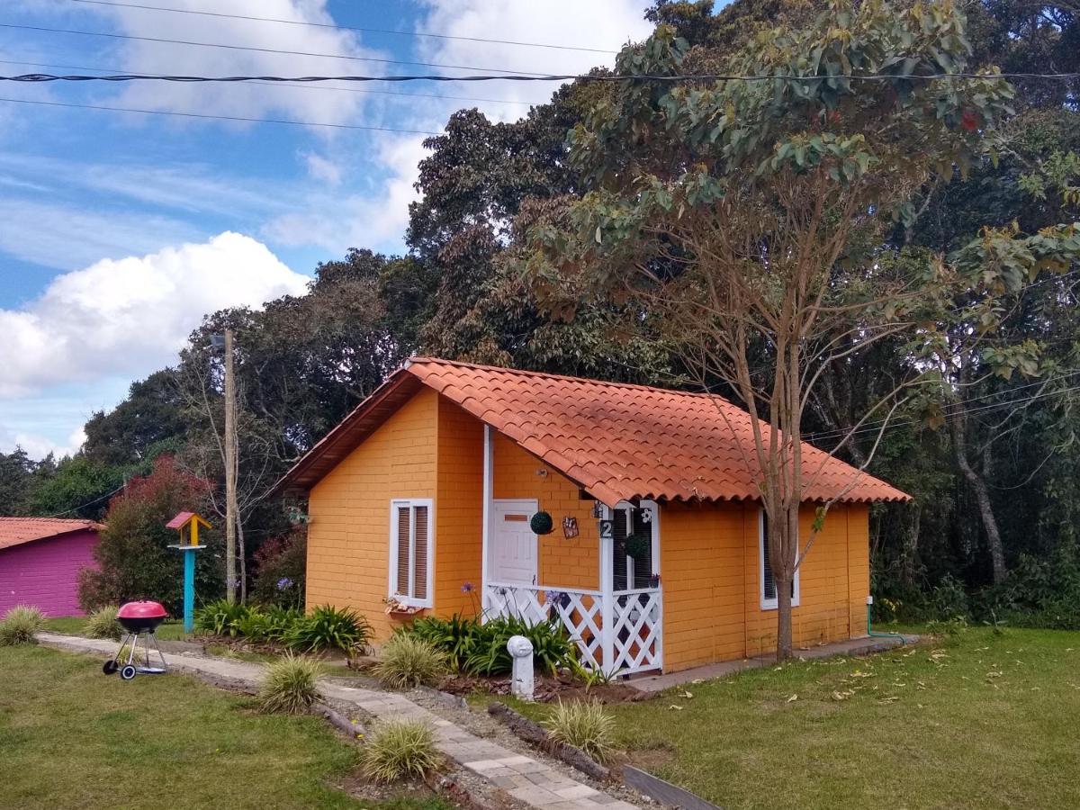 Hospedaje Santaelena -Chalets De Montana- 산타 엘레나 외부 사진