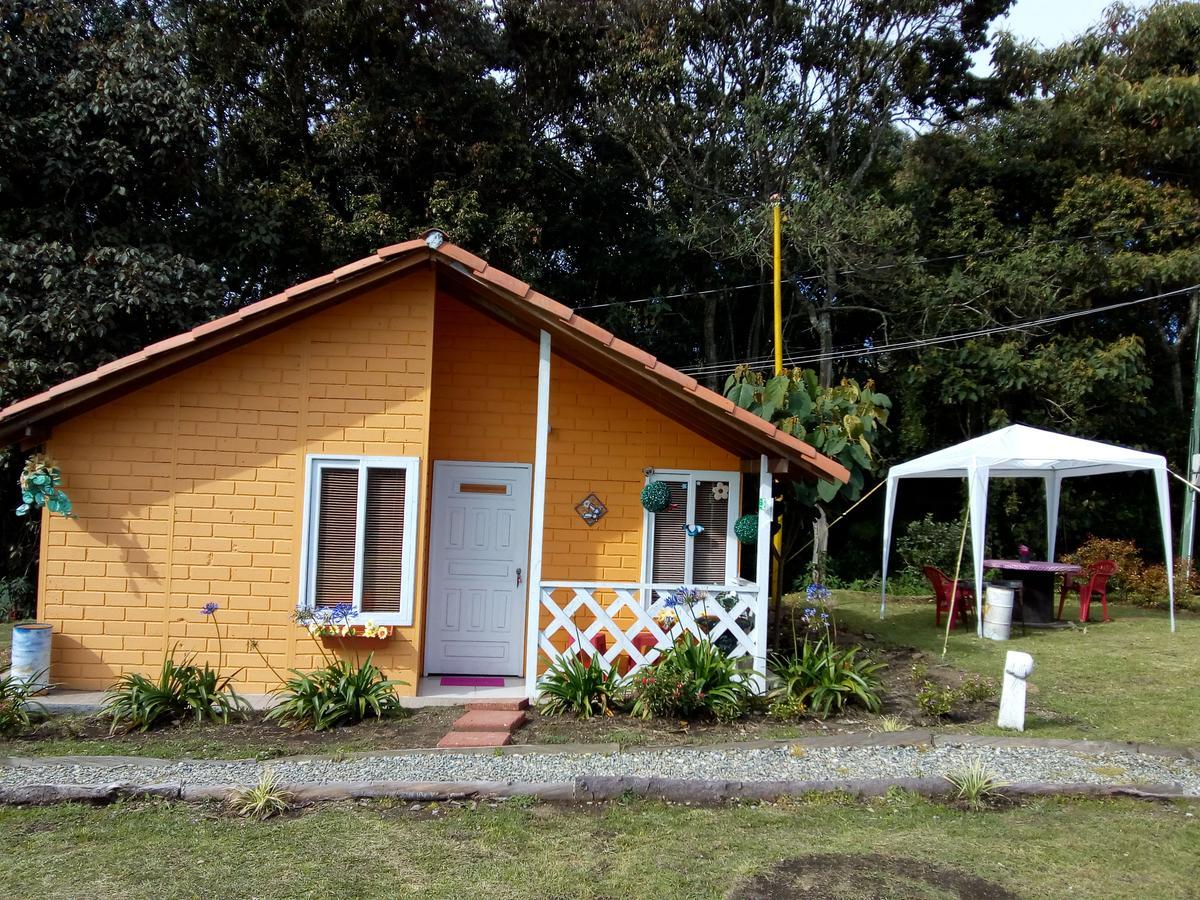 Hospedaje Santaelena -Chalets De Montana- 산타 엘레나 외부 사진